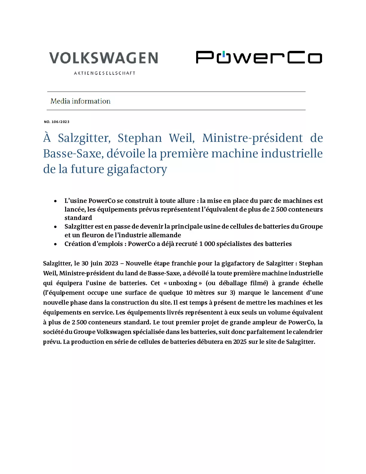 Salzgitter, Stephan Weil, Ministre-président de Basse-Saxe, dévoile la première machine industrielle de la future gigafactory-pdf